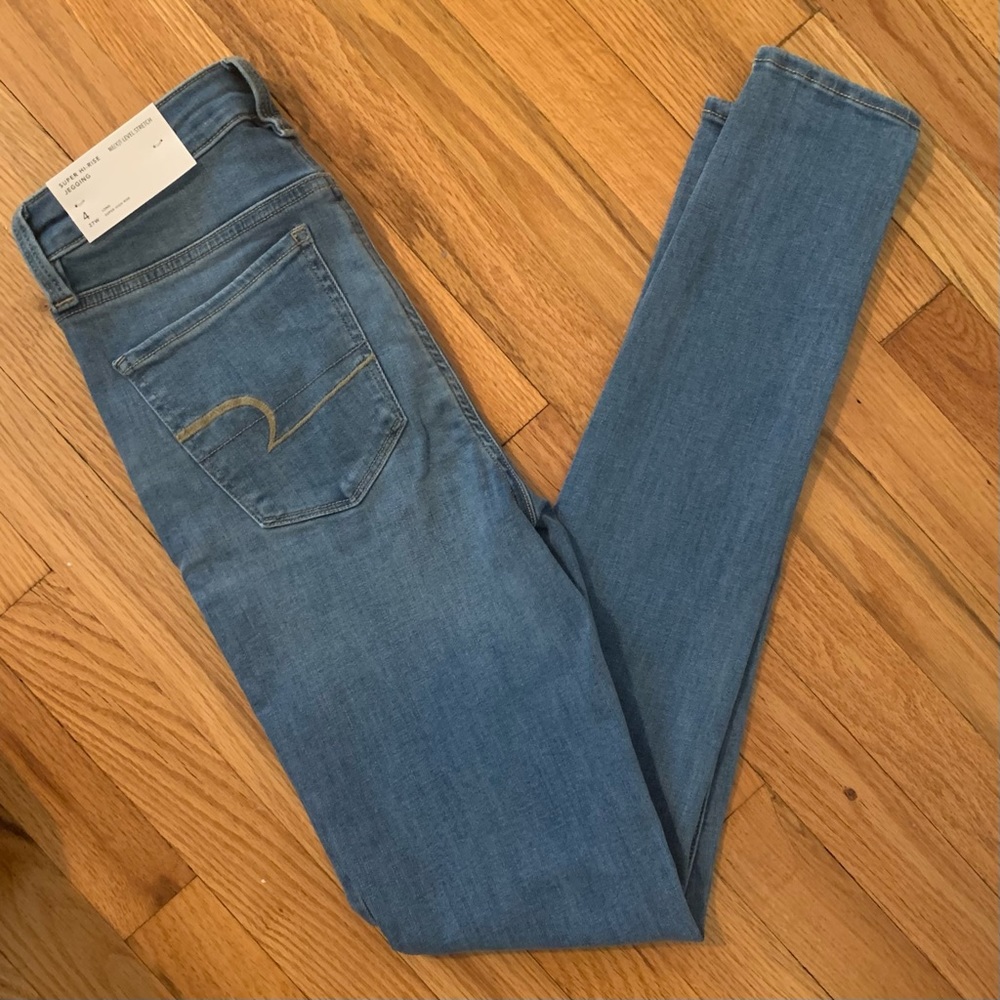 AMERICAN EAGLE Super High Rise Jegging